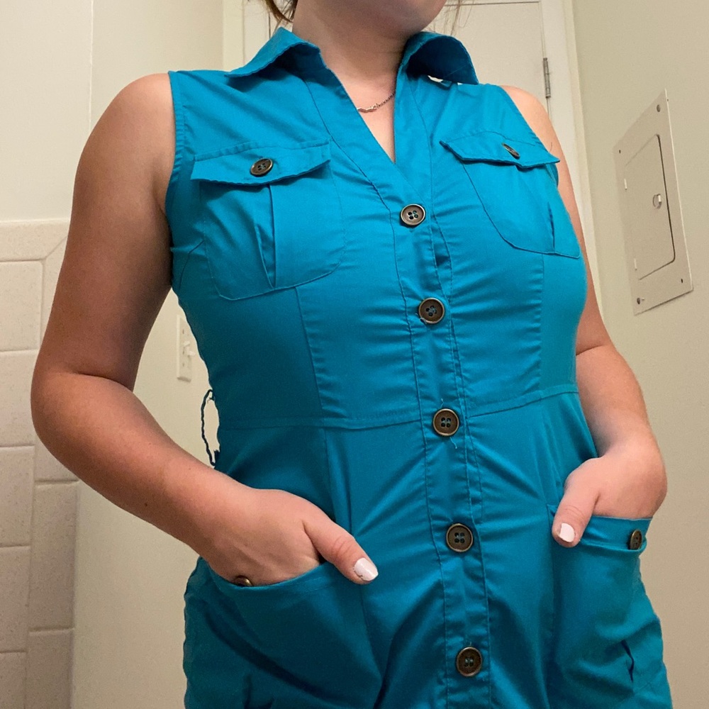 Trenchcoat style spring dress